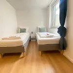 Lux 아파트 *