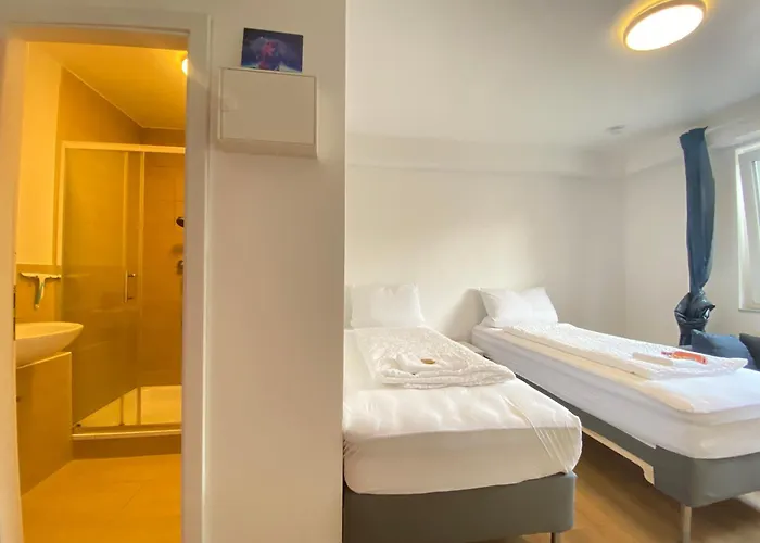 Lux * Mörfelden-Walldorf